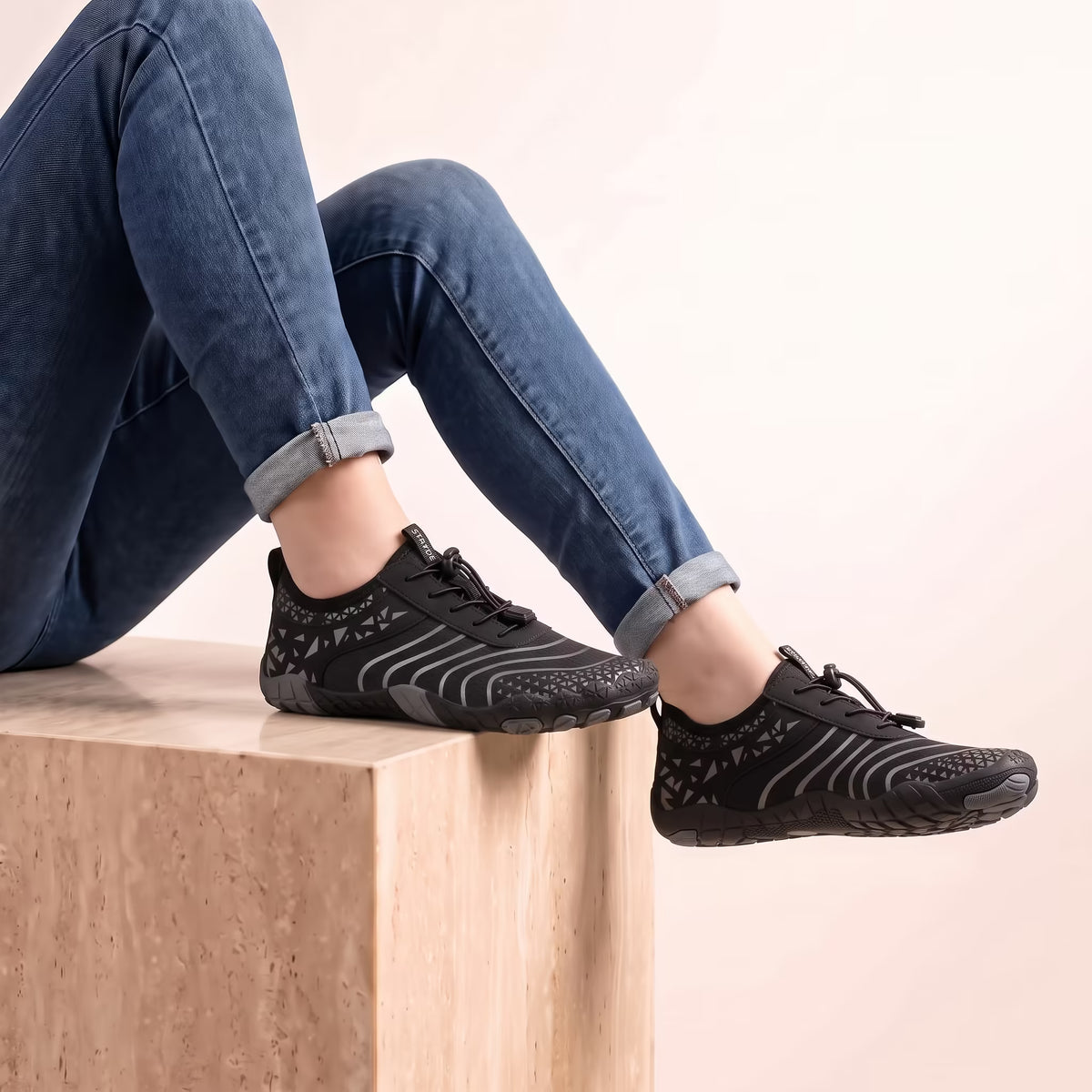 Kestrel Motion - Comfort, Pain Relief & Grip Barefoot Shoes